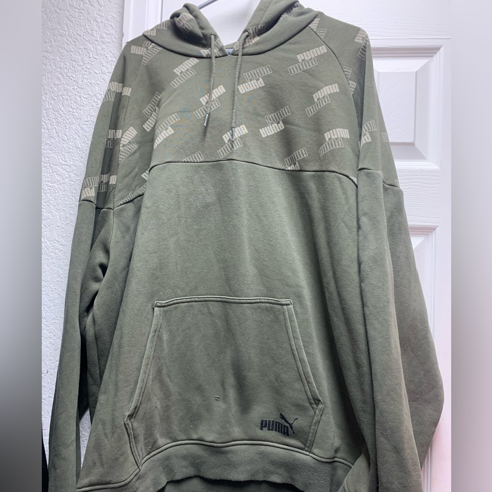 Puma Fleece Hoodie. Men’s Size 4XL. GUC
